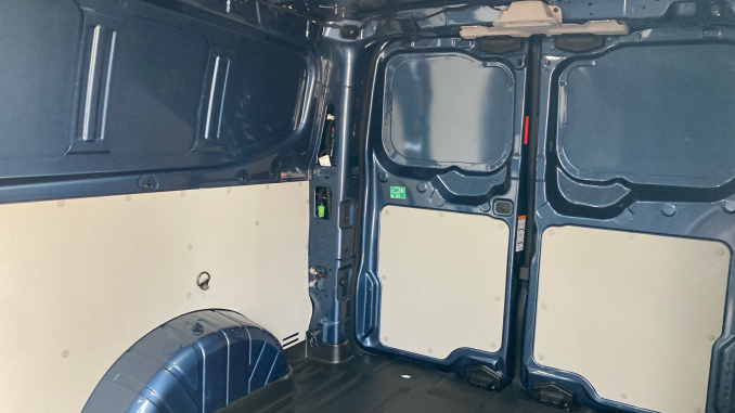Ford Transit Custom 320 L2 Diesel Fwd 2.0 EcoBlue 150ps H1 Van Limited - Image 14